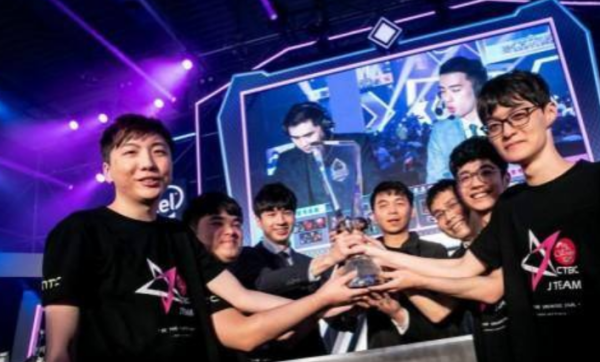 【快讯】英雄出少年，新生代狙神sh1ro斩获IEM 卡托维兹MVP