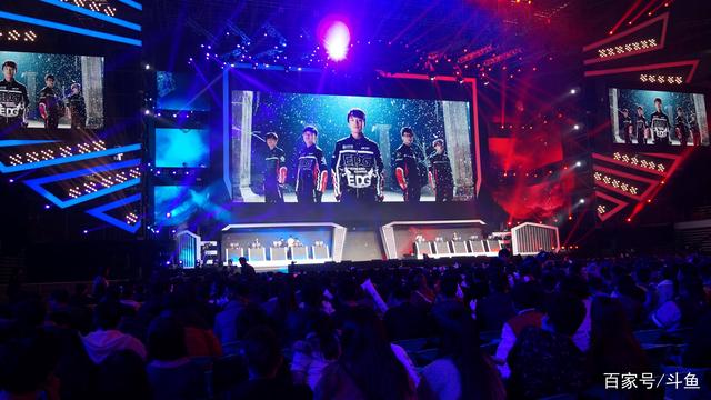 经理笔记：本赛季IG战队共使用46位不用的英雄，与WBG并列第一